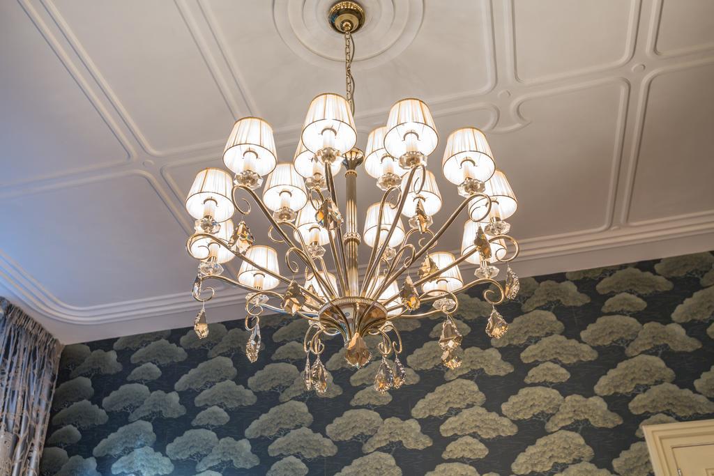 The Royal Ii - R.q.c. The Hague